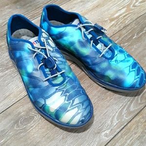 XtraTuf blue and green pro comfort walker tennis shoes. Size 9